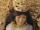 Figura de la virgen.