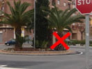 Rotonda de los cuatro stops.