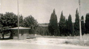 Antiguo quiosco de la antigua estación de Masías.